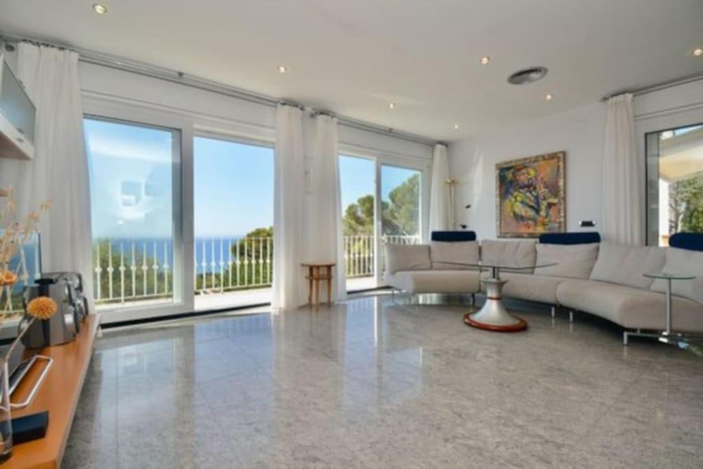 Villa En Platja De Aro With Pool 450M From The Beach プラヤ・デアロ エクステリア 写真